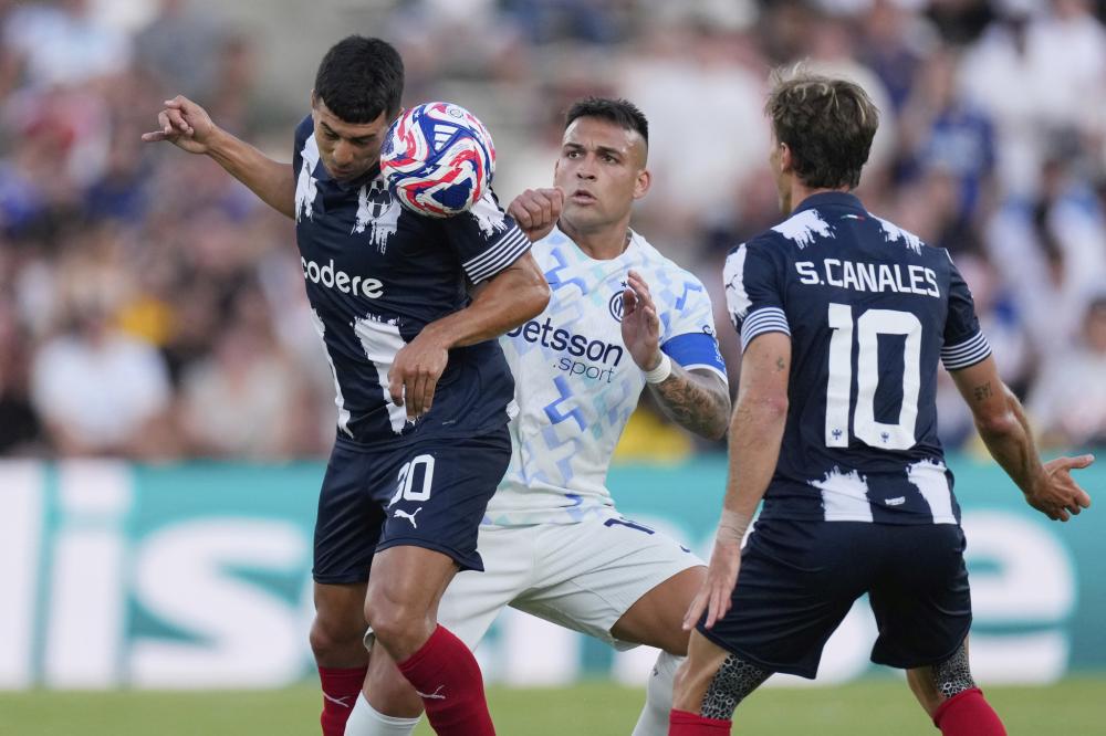 曼城vs勒沃库森：马尔穆什搭档萨维尼奥，哈兰德替补待命